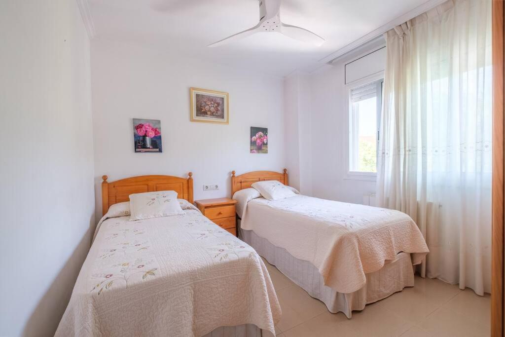 En Complejo Residencial, Con Piscina. Appartement Salou